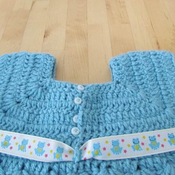 Taller de ABU handmade blue baby dress (crochet) - Picture 9 of 13